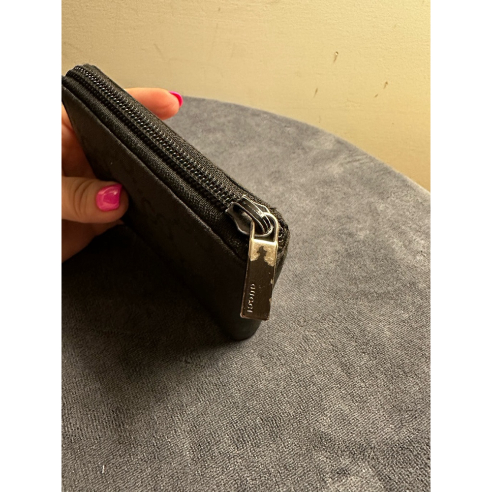 Gucci Black Nylon Monogram Compact Zip - Picture 4 of 13